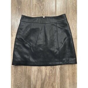 Faux Leather  Mini Skirt With Zipper Detail Size M Y2K Style Goth Biker Grunge